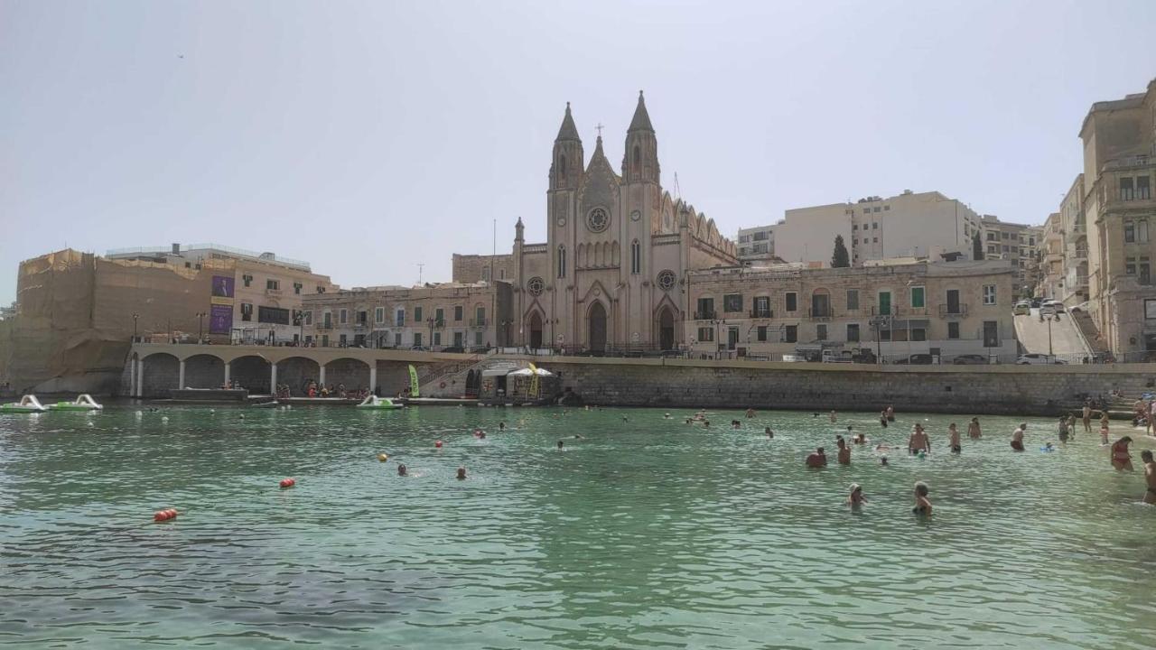 San Salvatore Home San Ġiljan Buitenkant foto